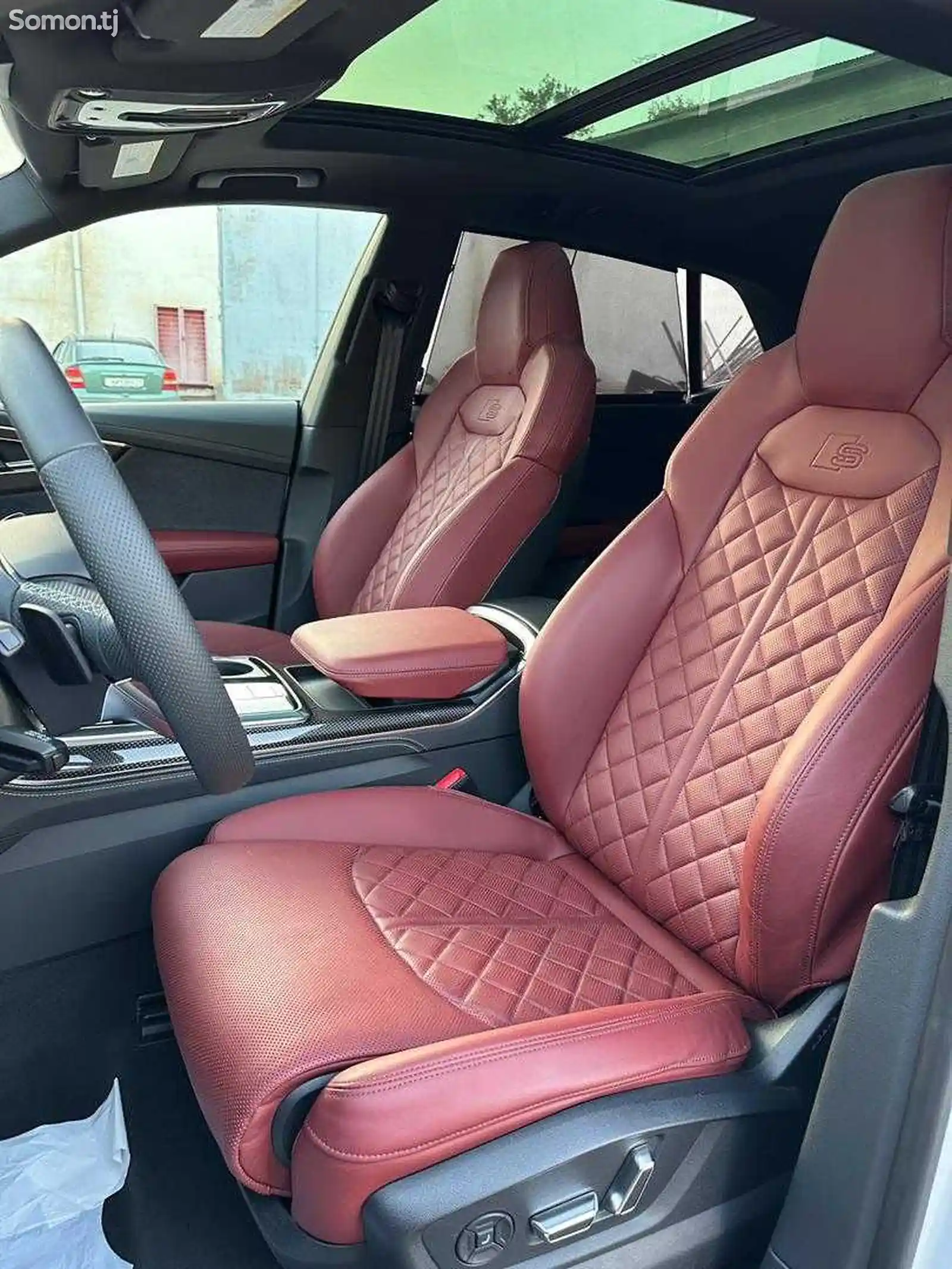 Audi Q8, 2023-6