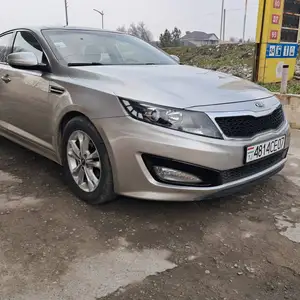 Kia K5, 2010