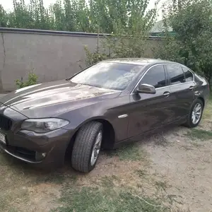 BMW 5 series, 2013