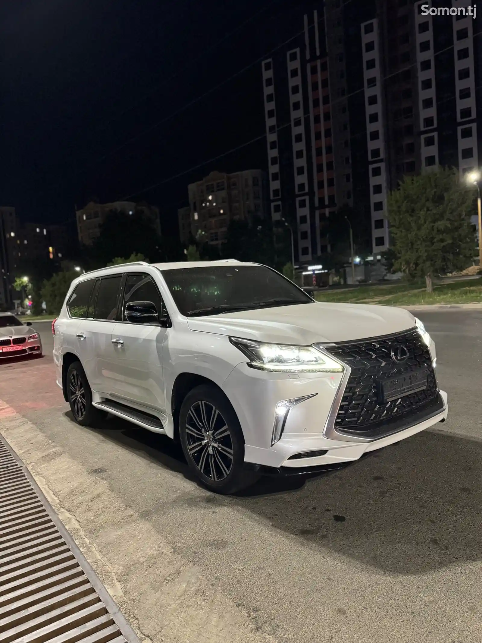 Lexus LX series, 2019-14