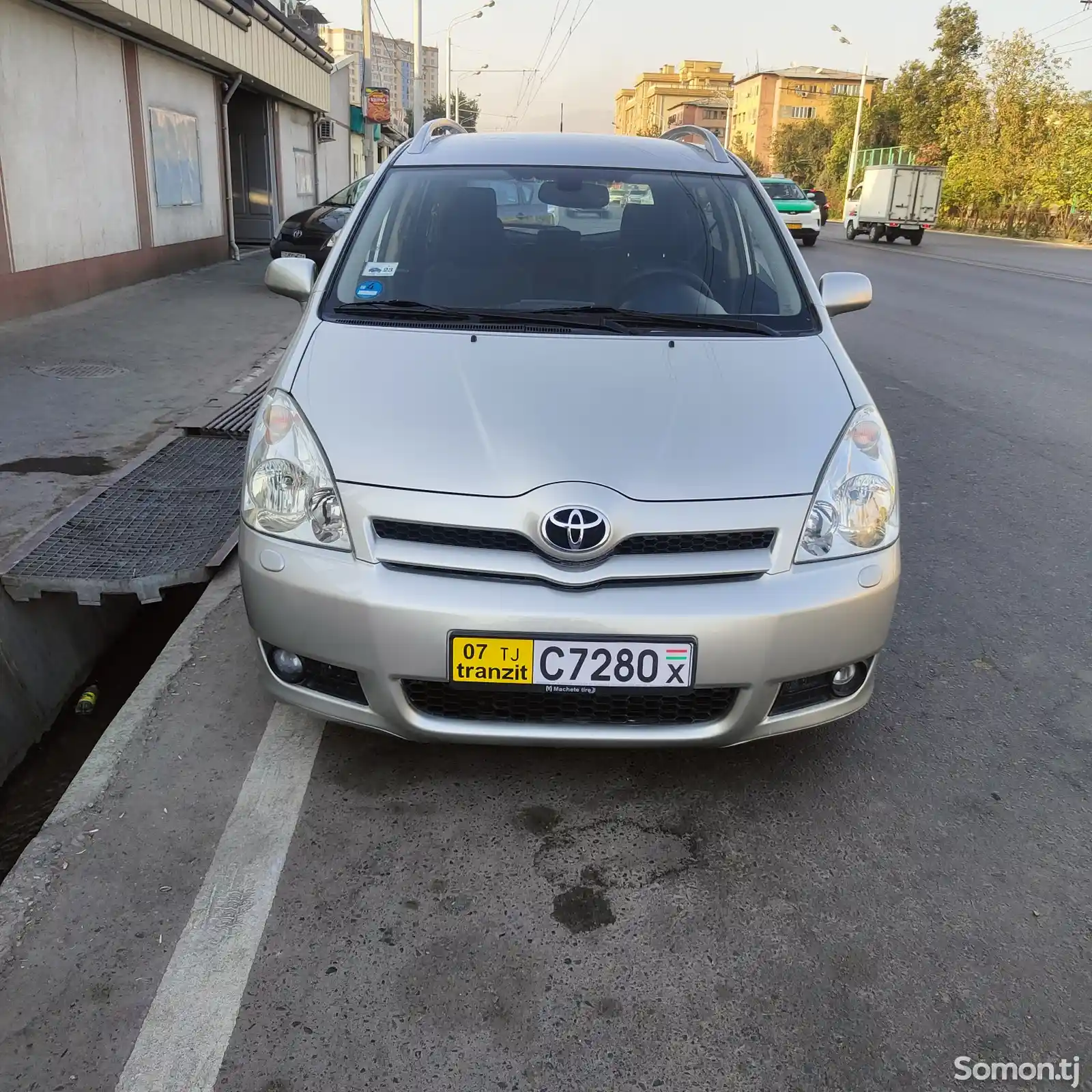 Toyota Corolla Verso, 2006-4