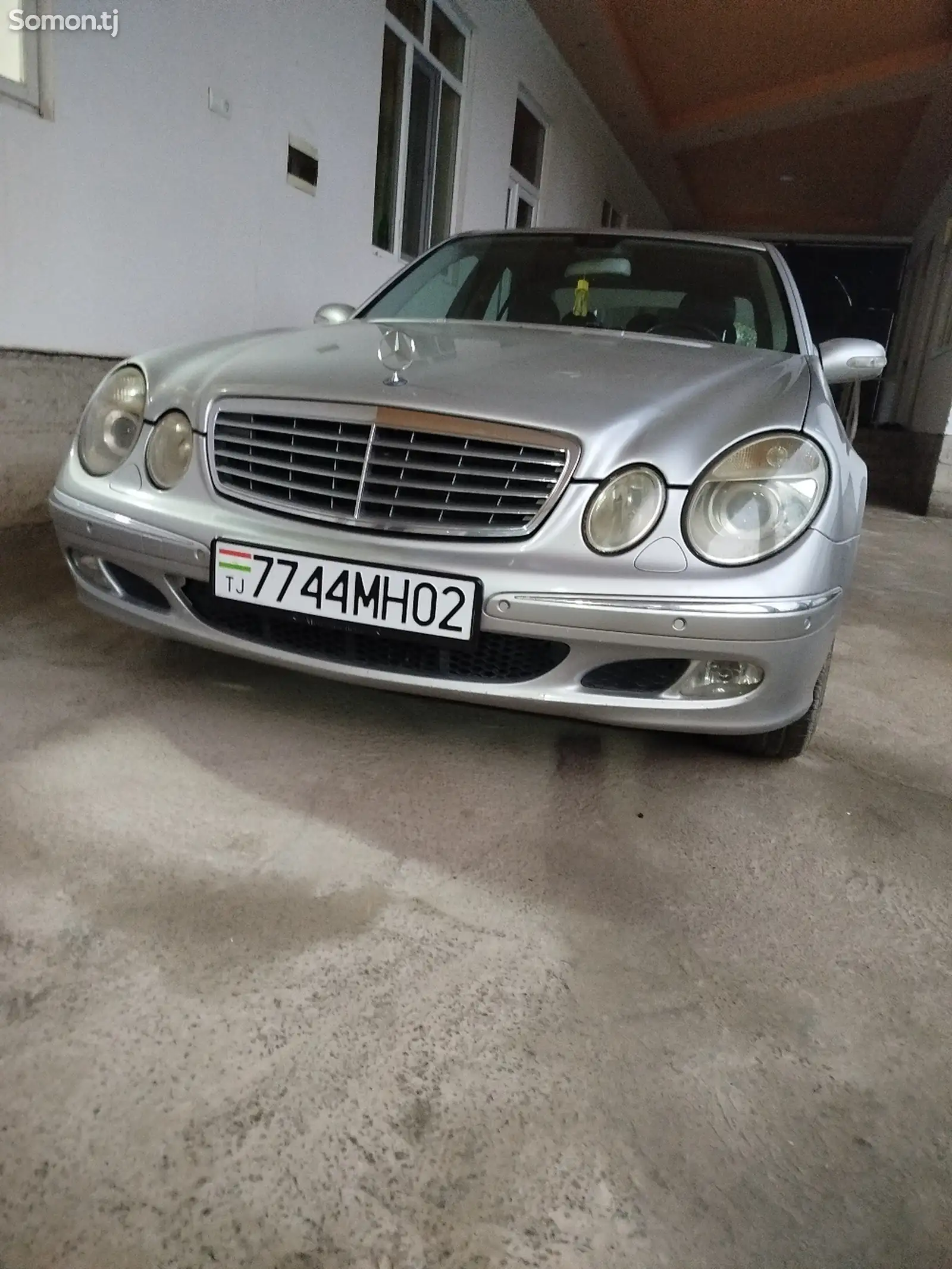 Mercedes-Benz E class, 2002-1