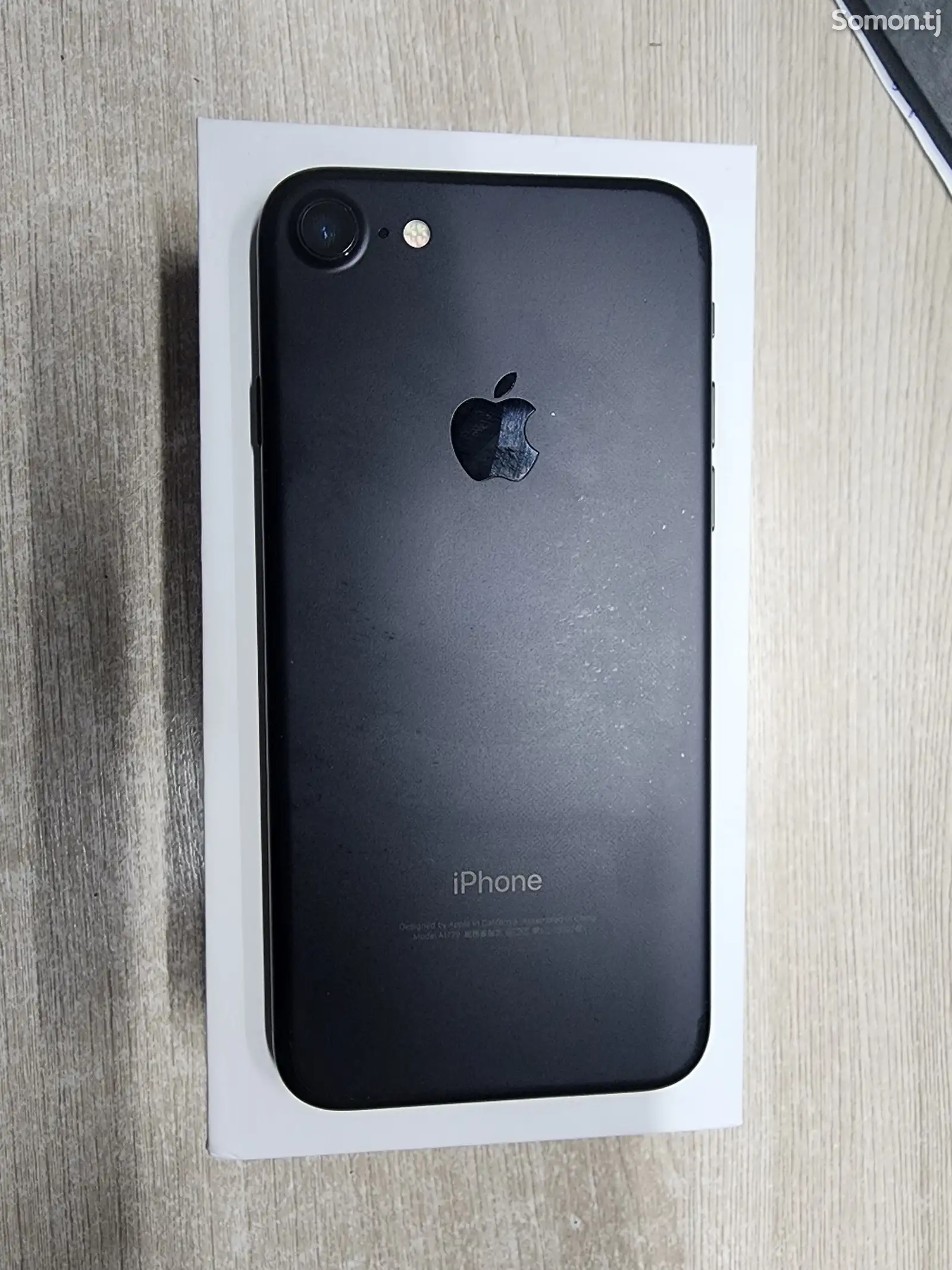 Apple iPhone 7, 32 gb-1