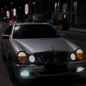 Mercedes-Benz E class, 1999