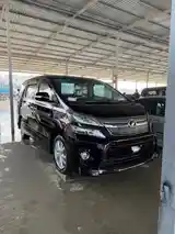 Toyota Vellfire, 2015-4