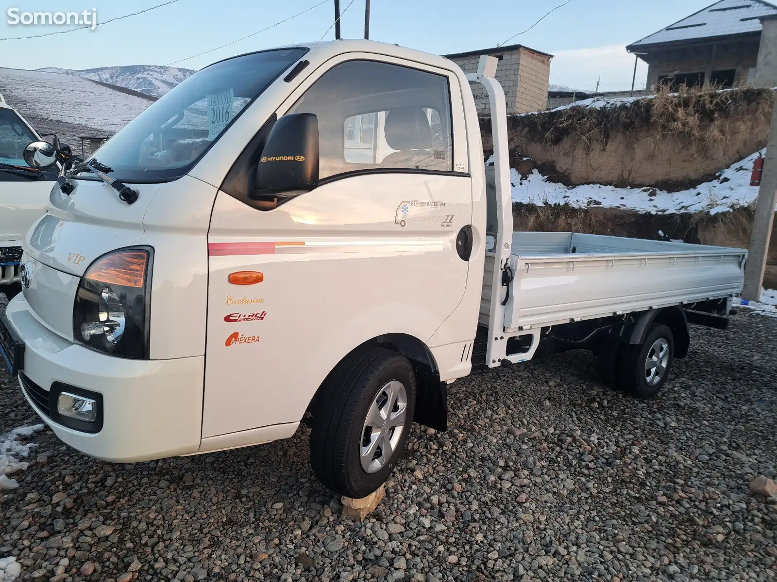 Бортовой автомобиль Hyundai Porter, 2016-1