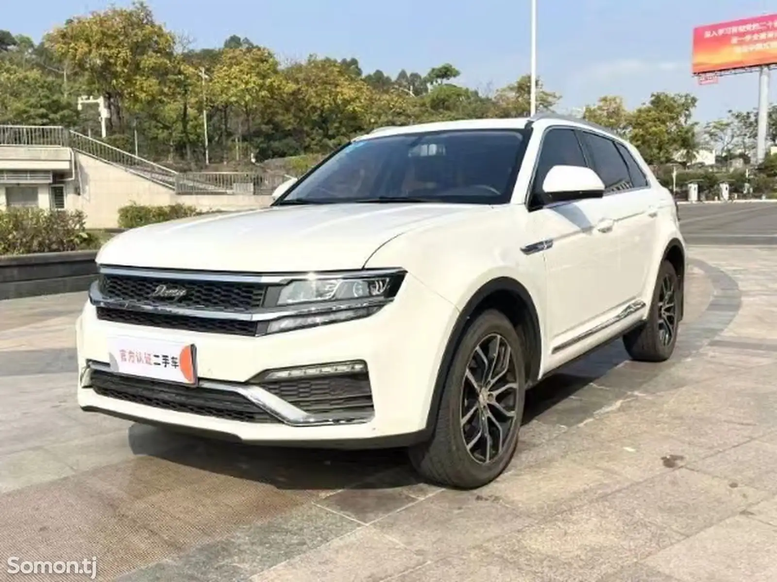 Zotye Domi X7, 2017-1