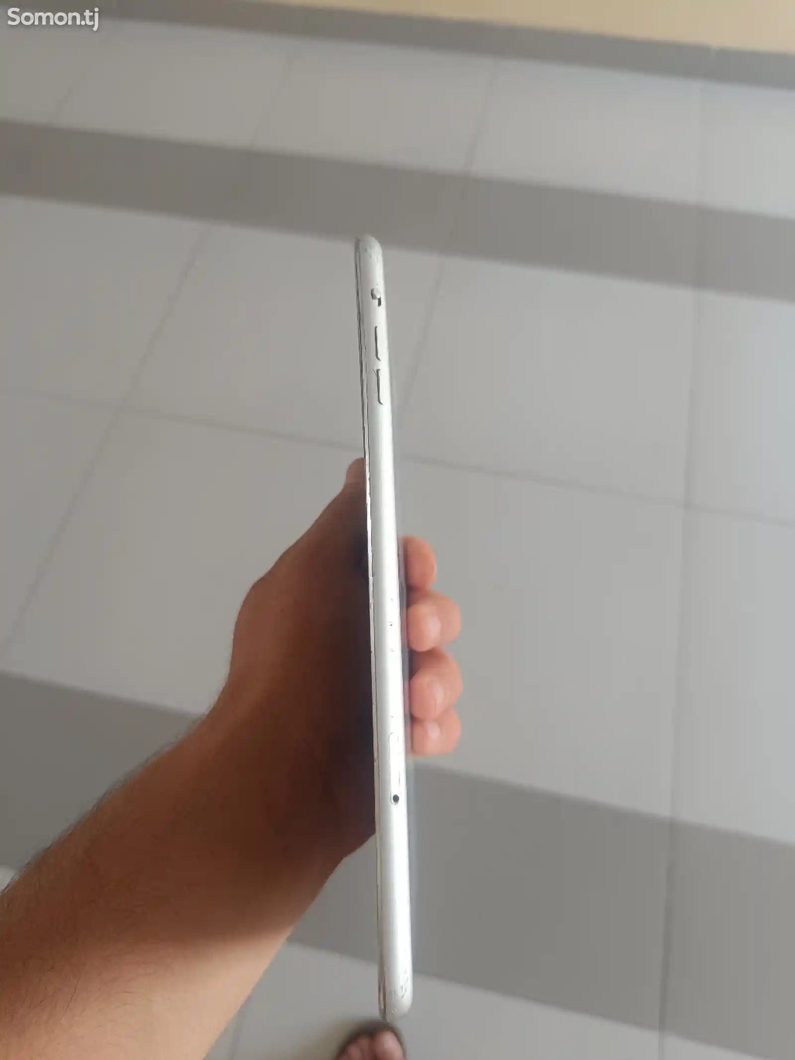 Планшет Apple iPad 1-2