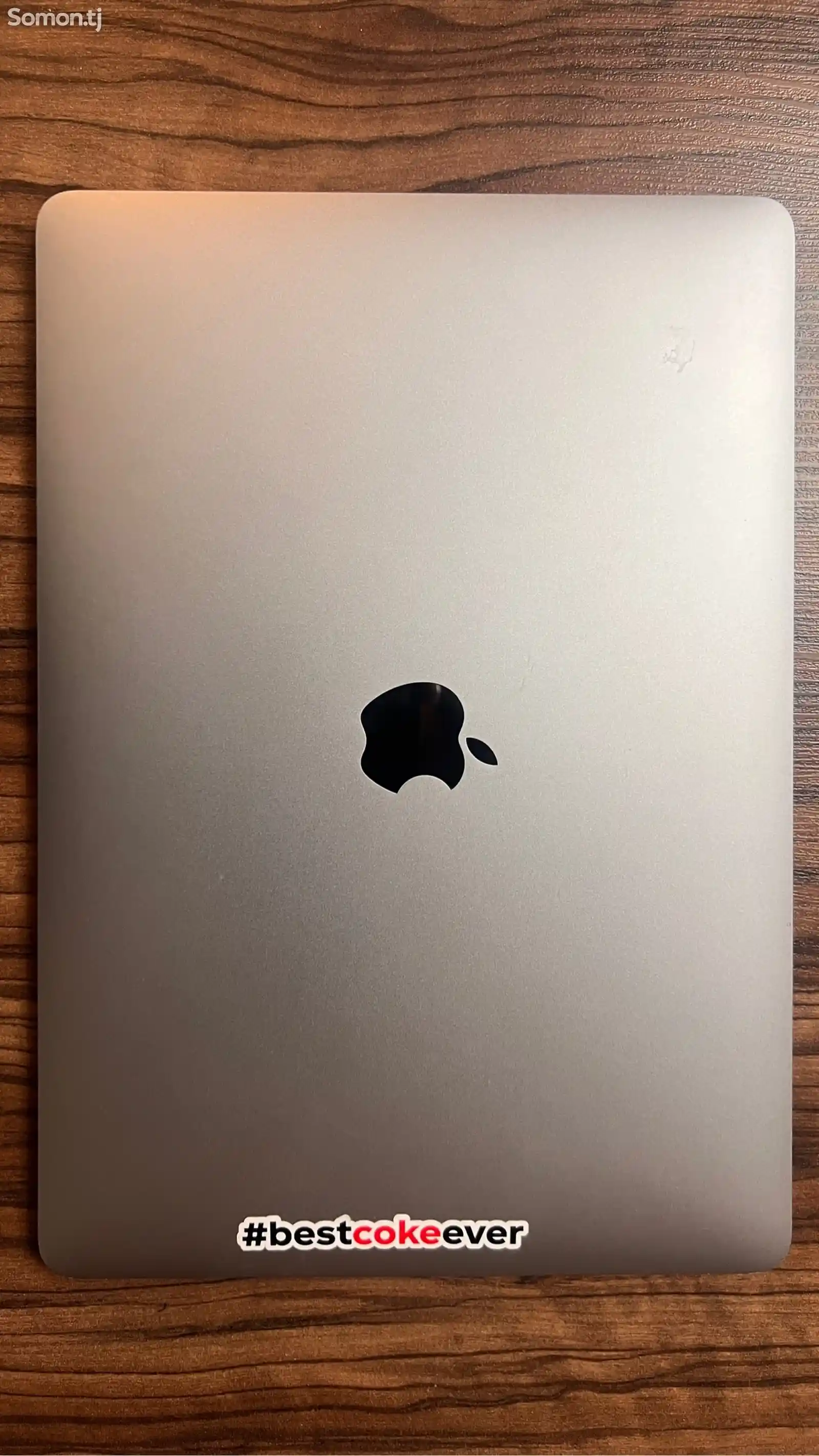 Ноутбук MacBook Pro-1