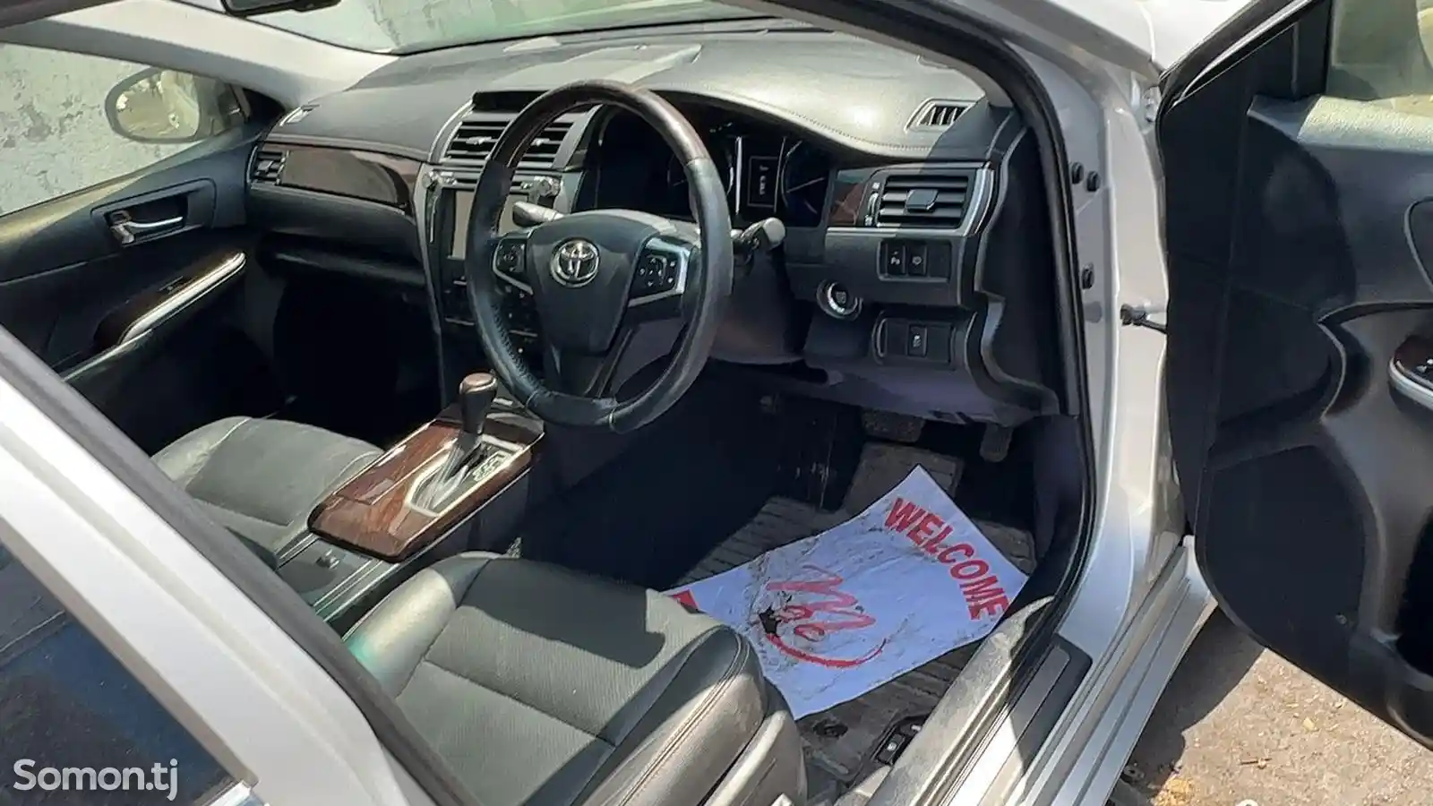 Toyota Camry, 2016-8