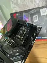 Материнская плата ROG STRIX Z690-E-3