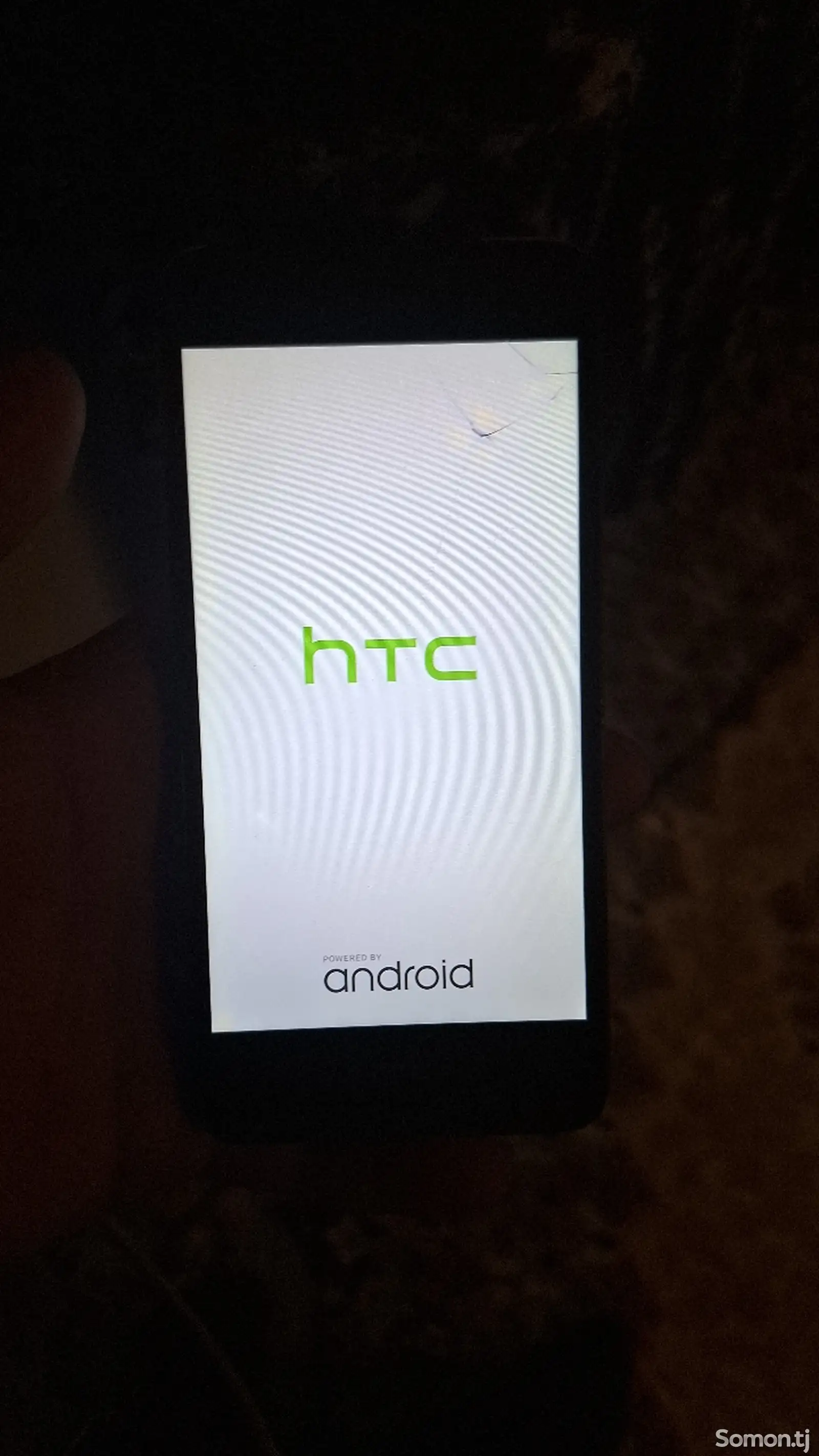 Телефон HTC-1