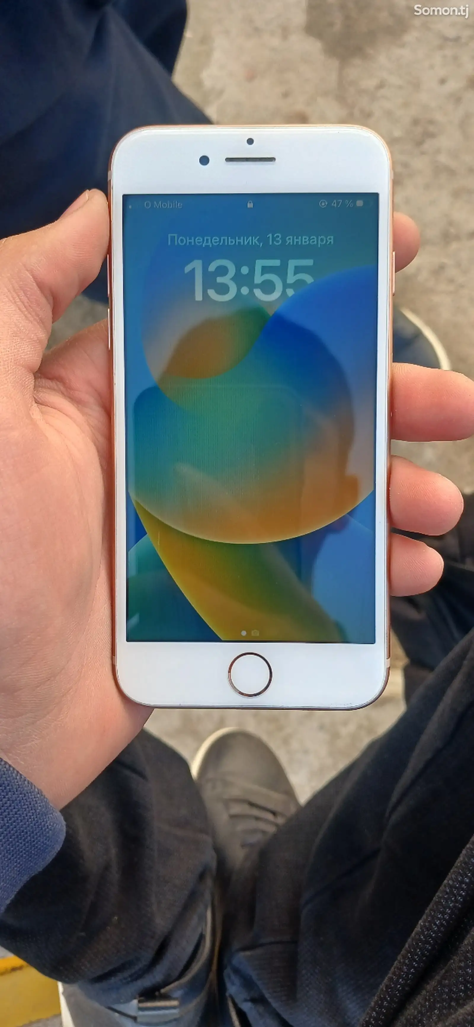 Apple iPhone 8, 64 gb, Gold-1