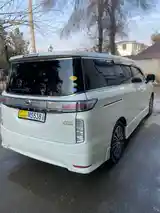 Nissan Elgrand, 2015-4