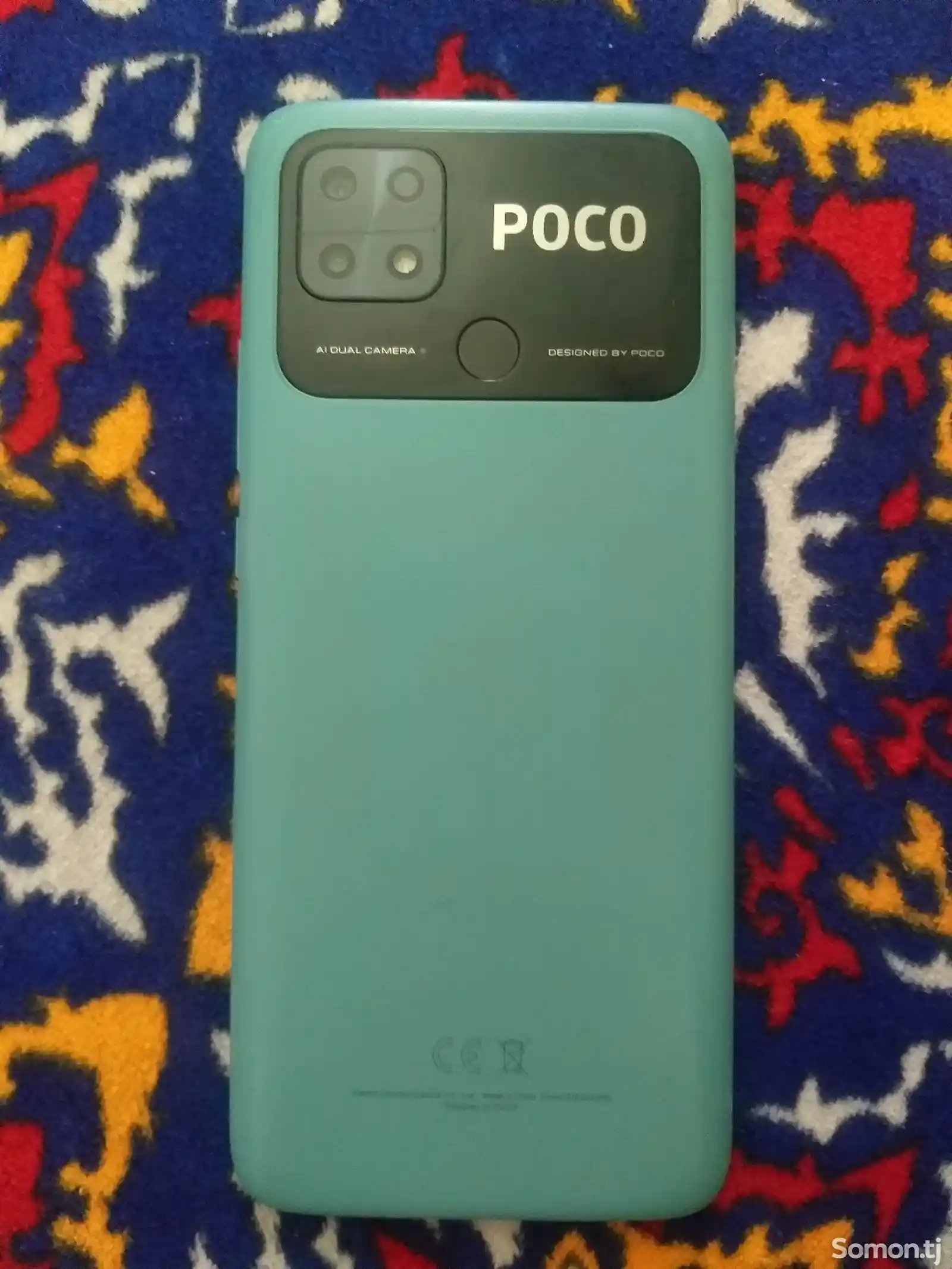 Телефон Xiaomi Poco
