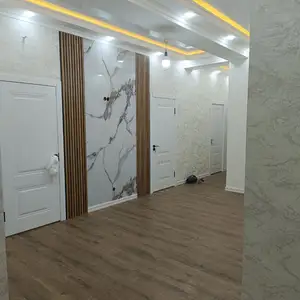 5-комн. квартира, 5 этаж, 110 м², Сельхоз, центр