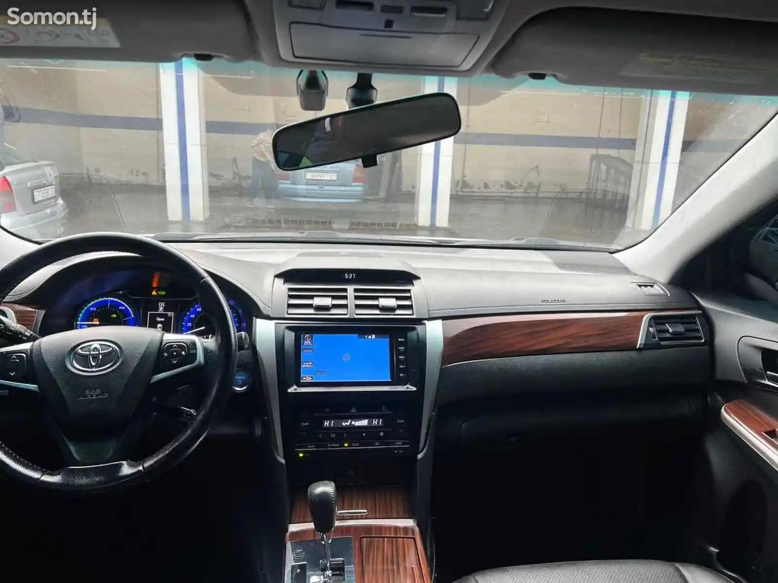 Toyota Camry, 2015-11
