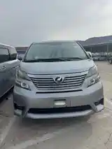 Toyota Vellfire, 2014-2