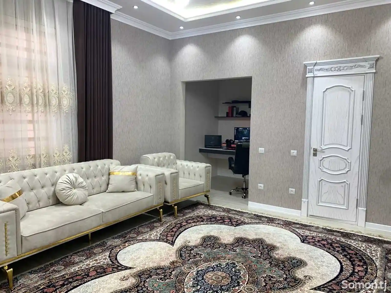 3-этажный, 14 комнатный дом, 500 м², И.Сомони-11