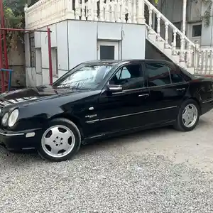 Mercedes-Benz E class, 1999