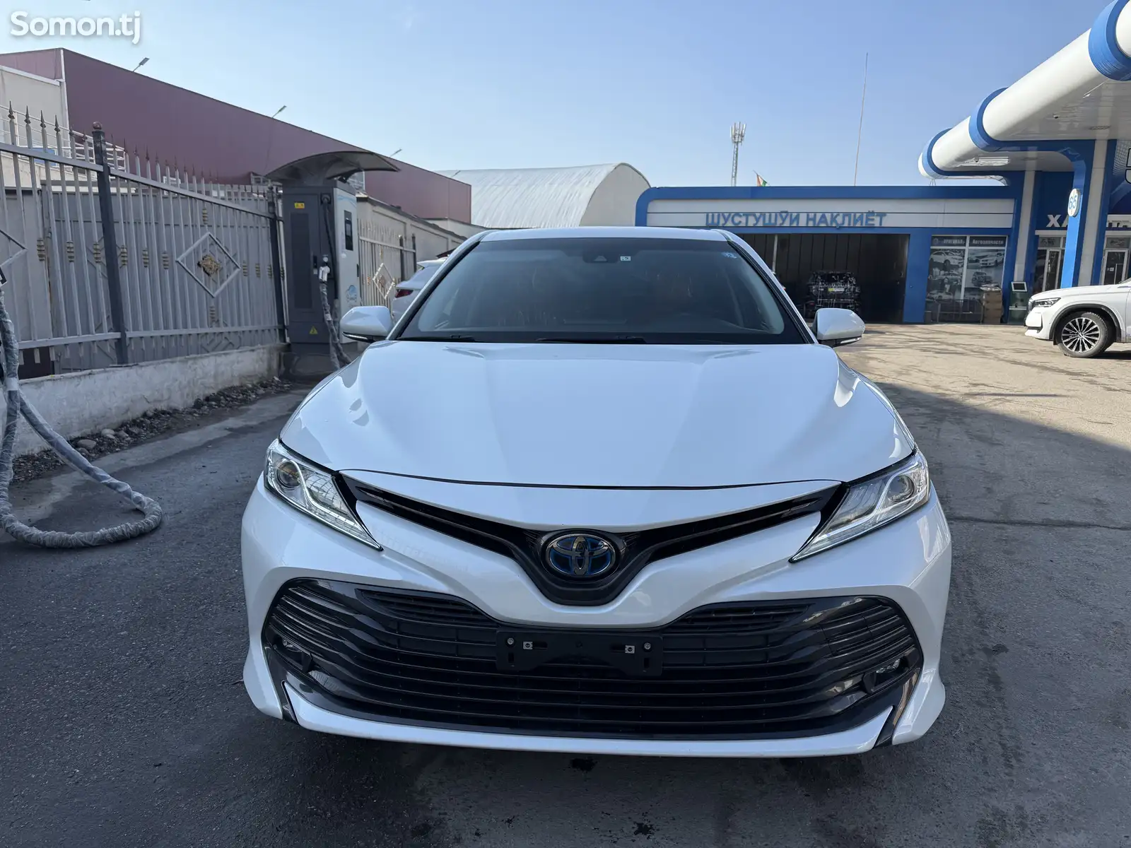 Toyota Camry, 2019-1