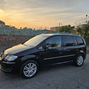 Volkswagen Touran, 2007