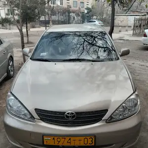 Toyota Camry, 2003