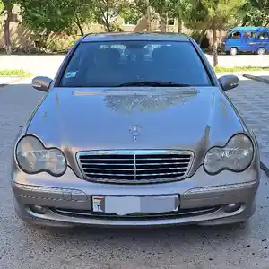 Mercedes-Benz C class, 2004