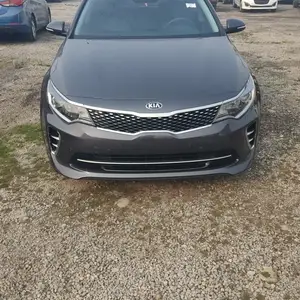 Kia K5, 2015