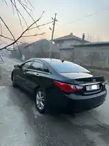 Hyundai Sonata, 2010-4