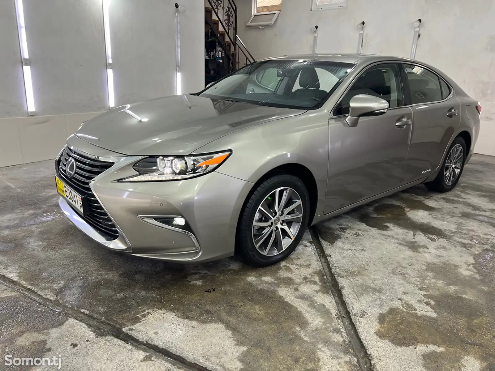 Lexus ES series, 2016-3