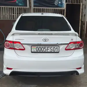 Toyota Corolla, 2013