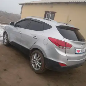 Hyundai Tucson, 2012