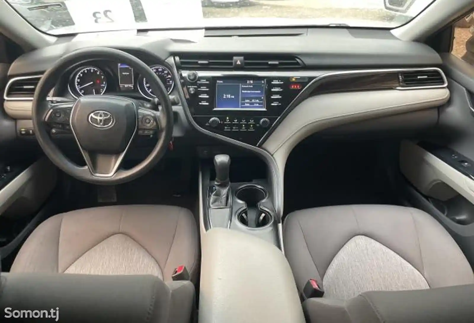 Toyota Camry, 2018-9