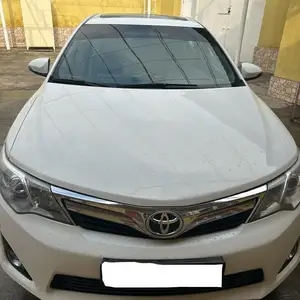 Toyota Camry, 2013