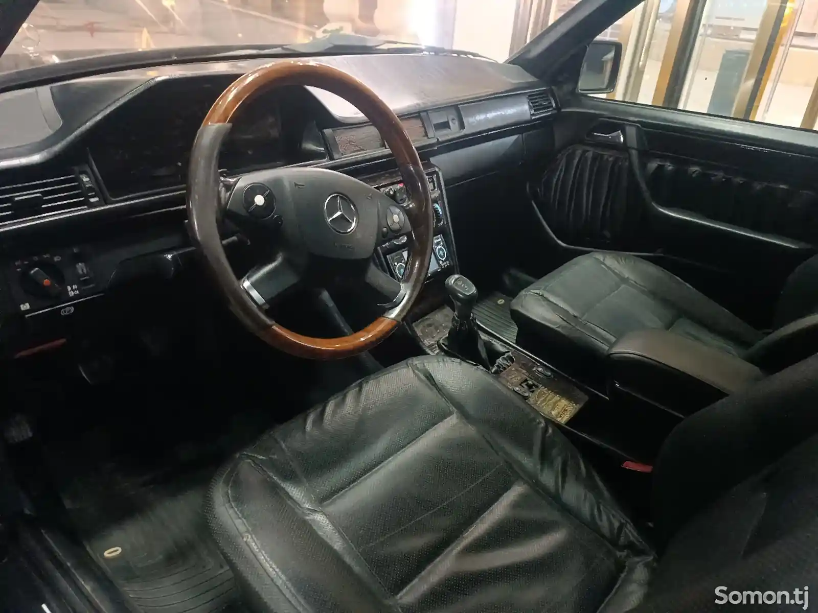 Mercedes-Benz W124, 1990-5