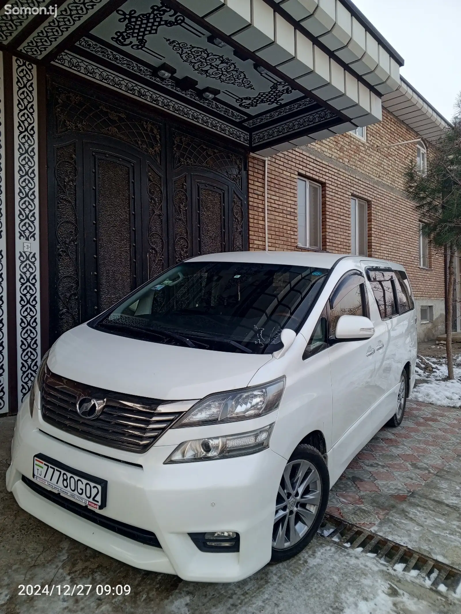 Toyota Vellfire, 2014-1