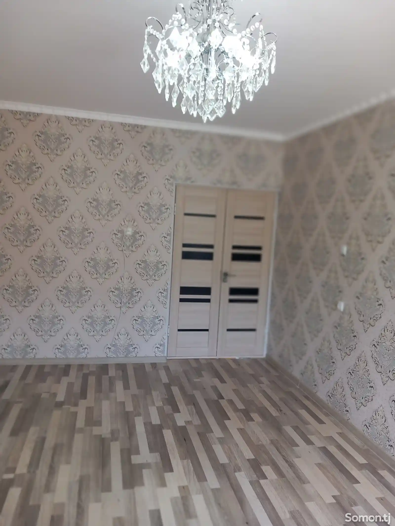 3-комн. квартира, 3 этаж, 65 м², кучаи Сохтмончиёнхонаи 22-4