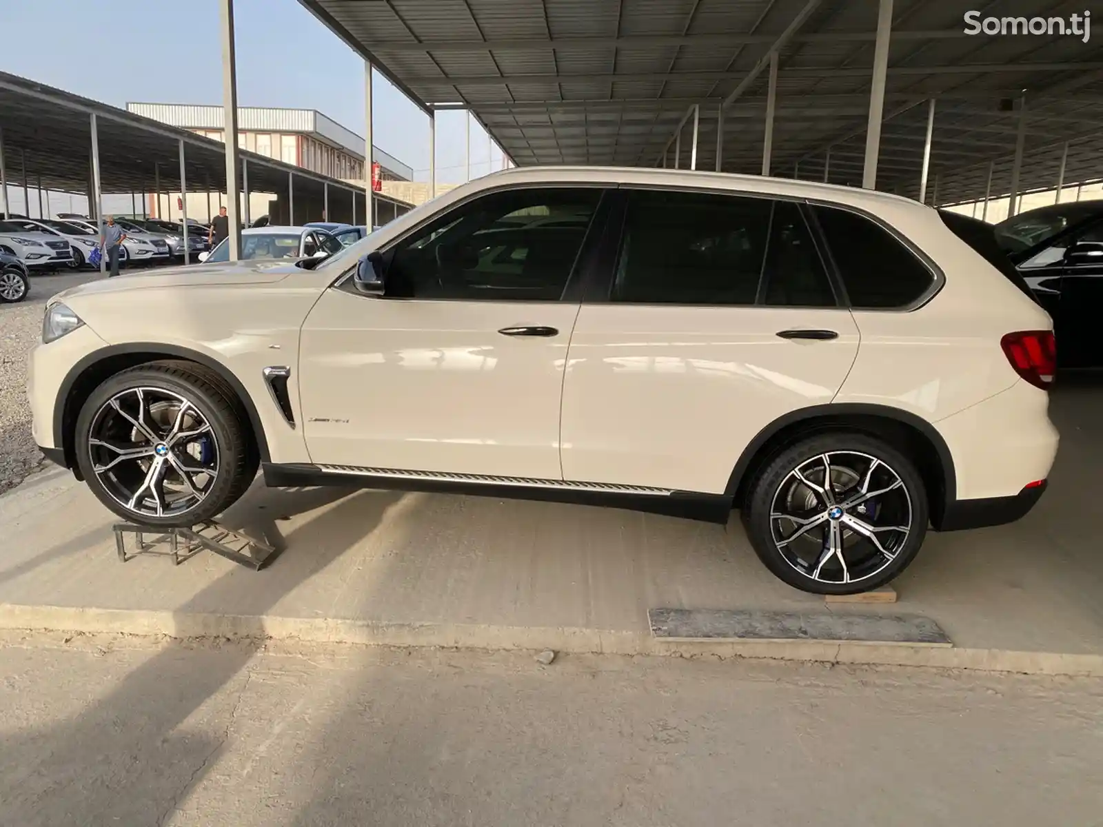 BMW X5, 2015-13