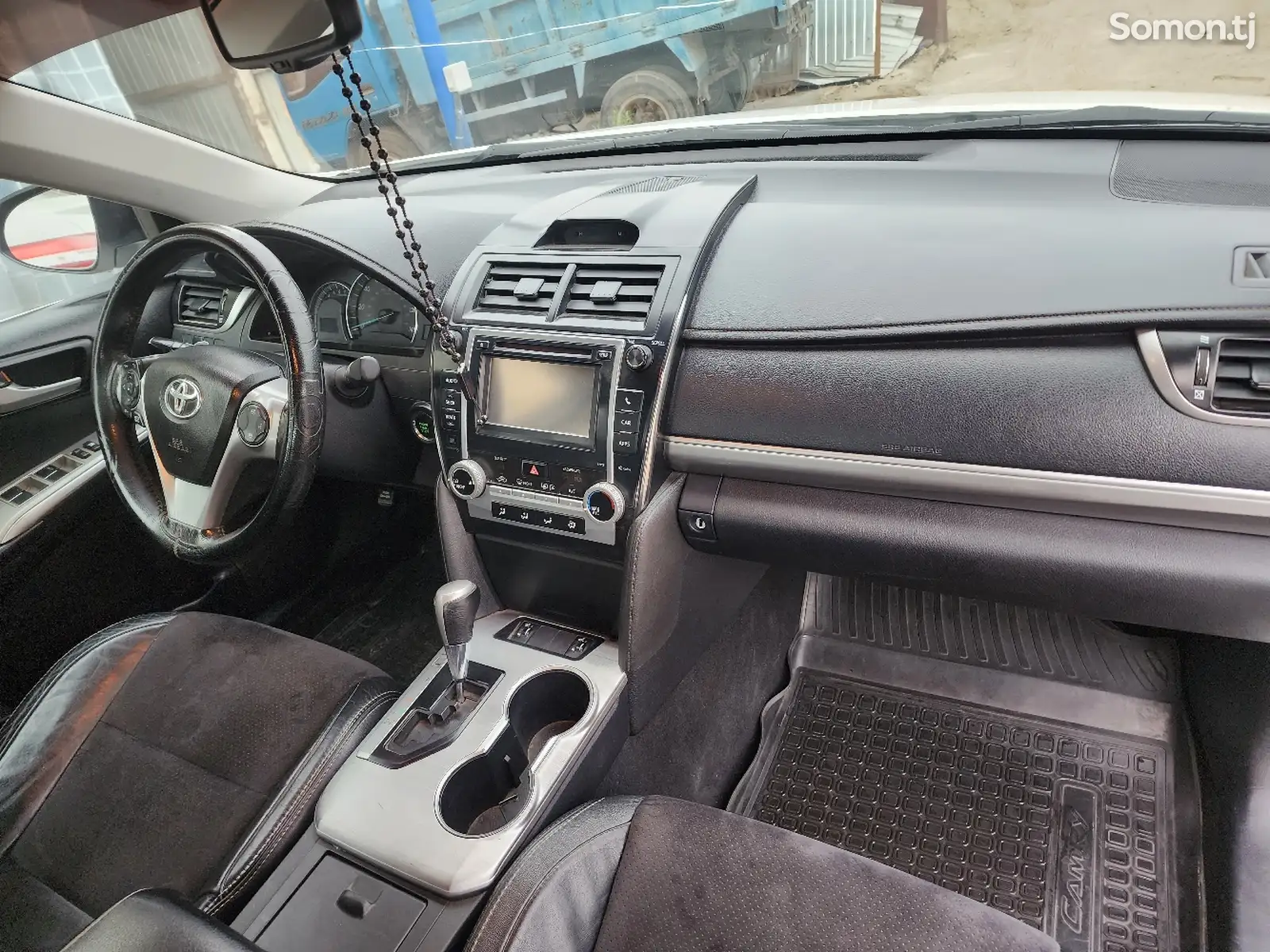 Toyota Camry, 2012-1