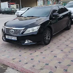 Toyota Camry, 2013