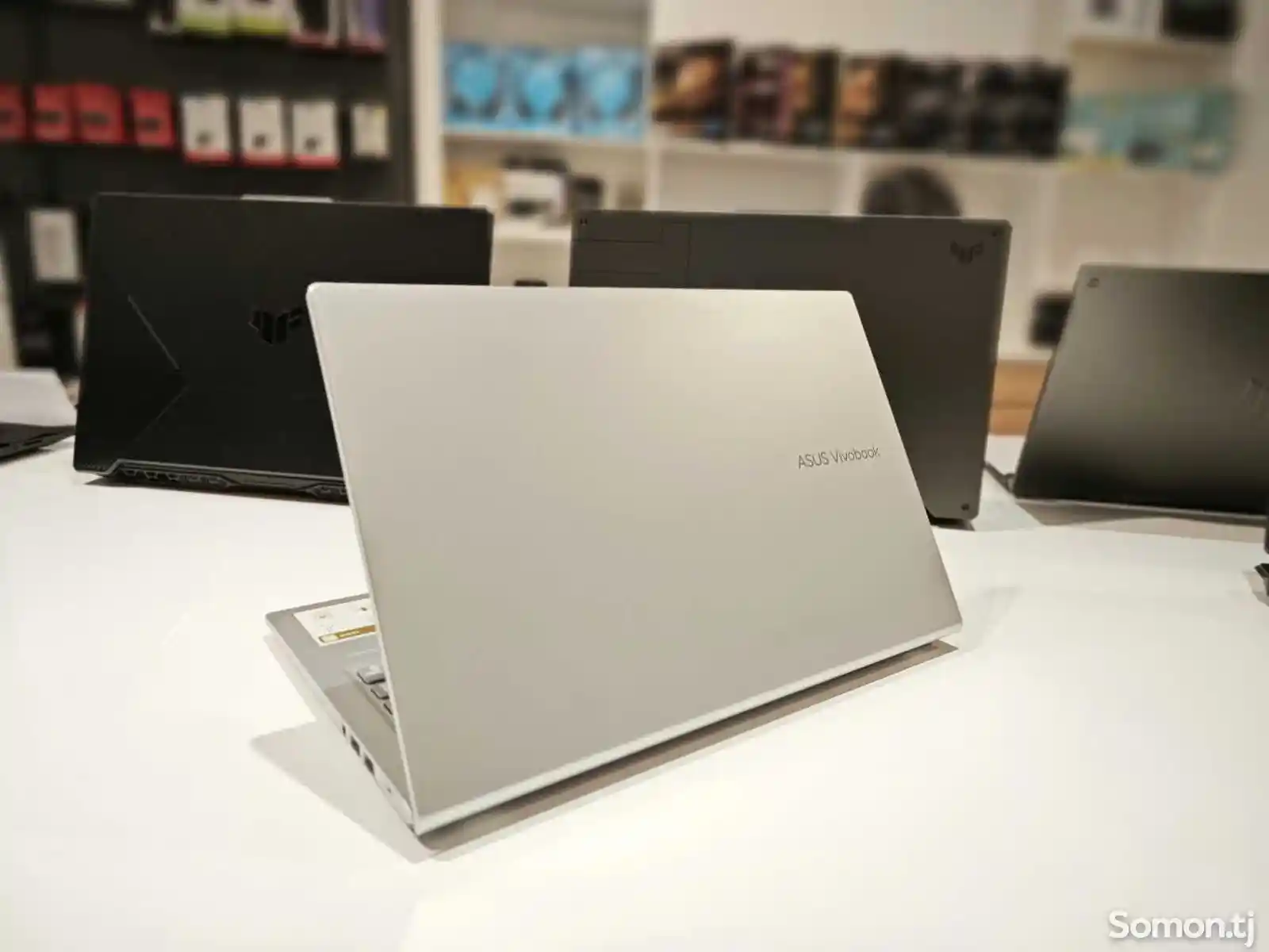 Ноутбук Asus Vivobook core i3 1115G4 4/256gb SSD-1