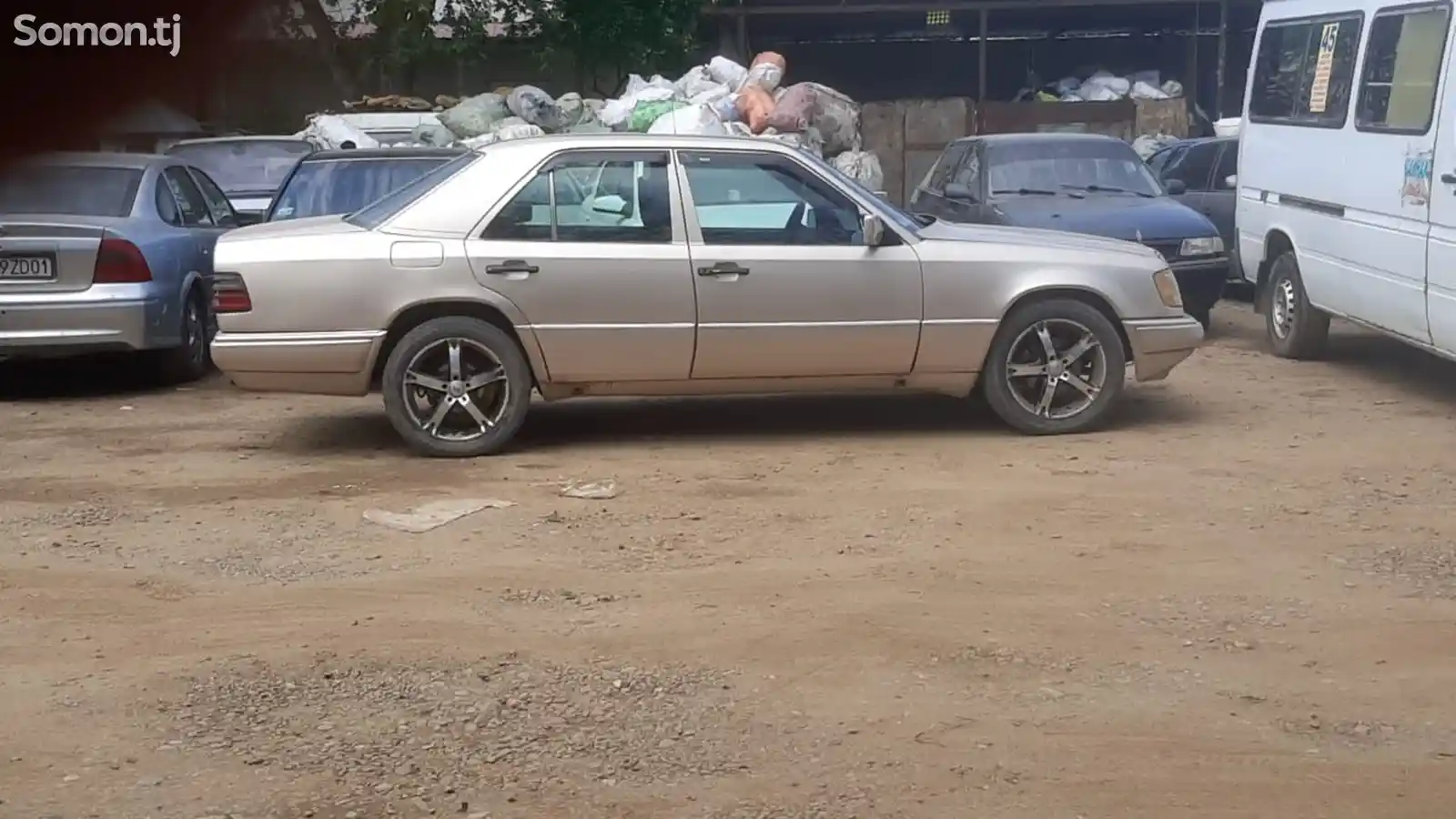 Mercedes-Benz W124, 1990-6