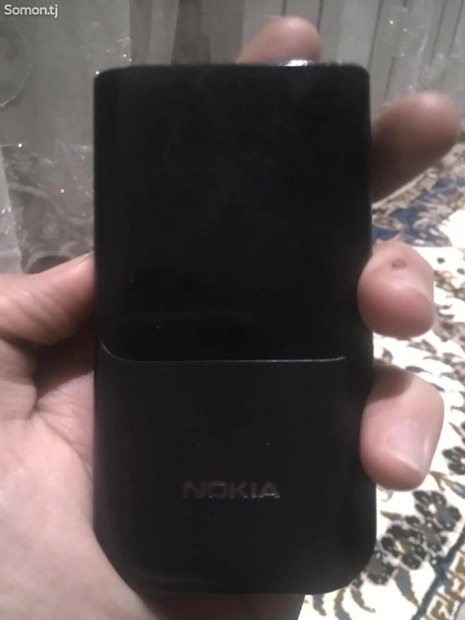 Nokia 2027 flip-1