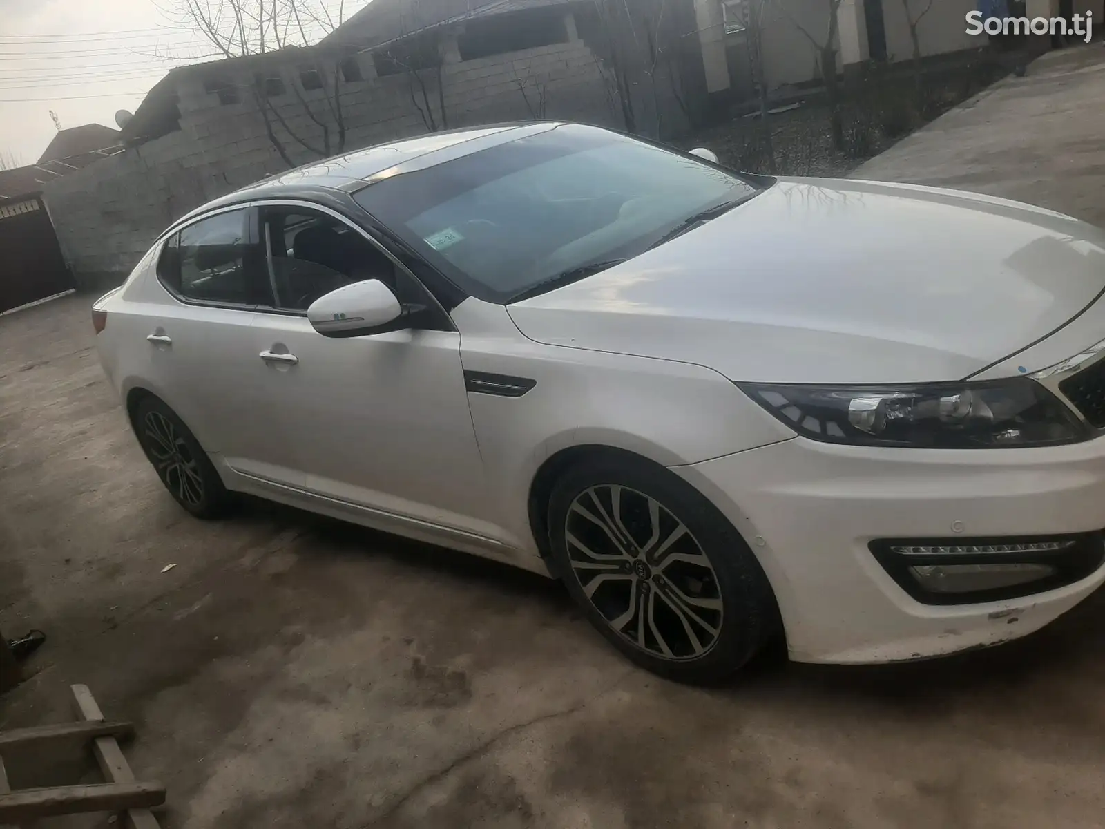 Kia K5, 2011-1