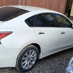 Nissan Altima, 2014