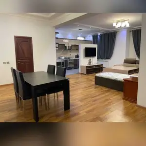 2-комн. квартира, 6 этаж, 88м², Центр, пединститут