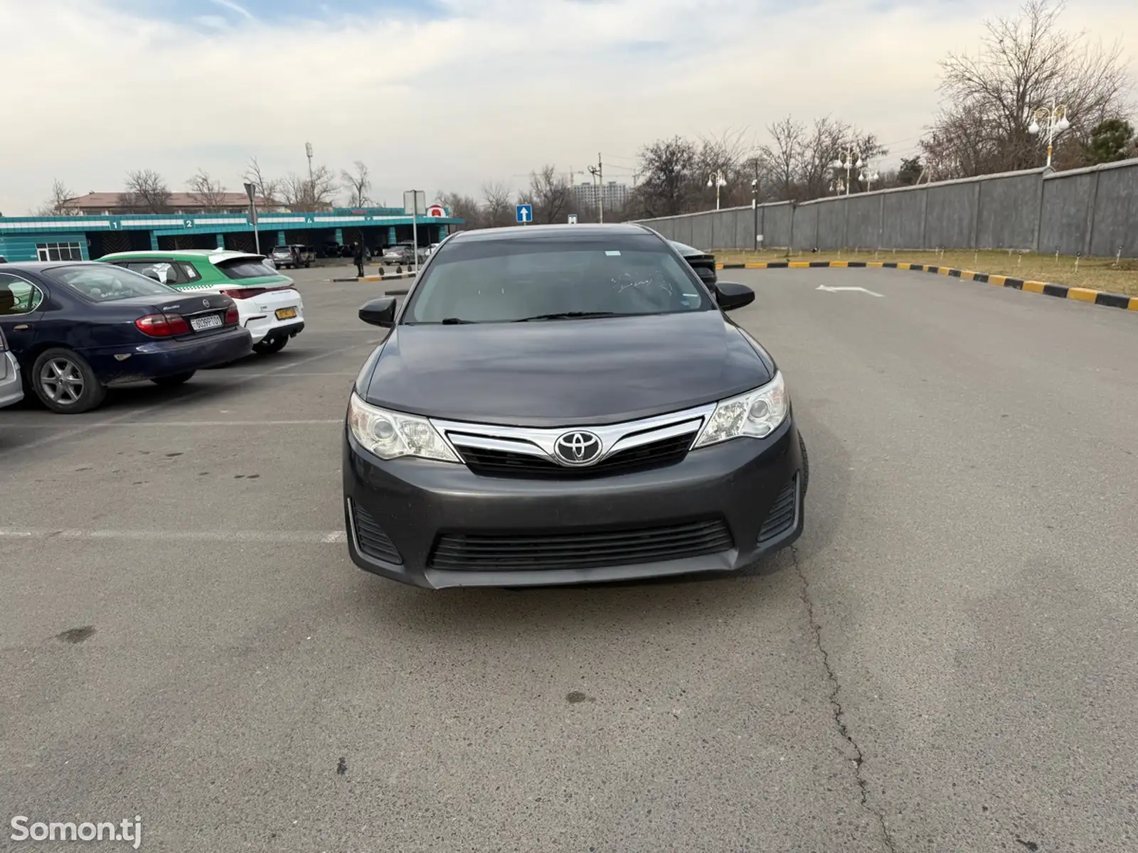 Toyota Camry, 2014-1