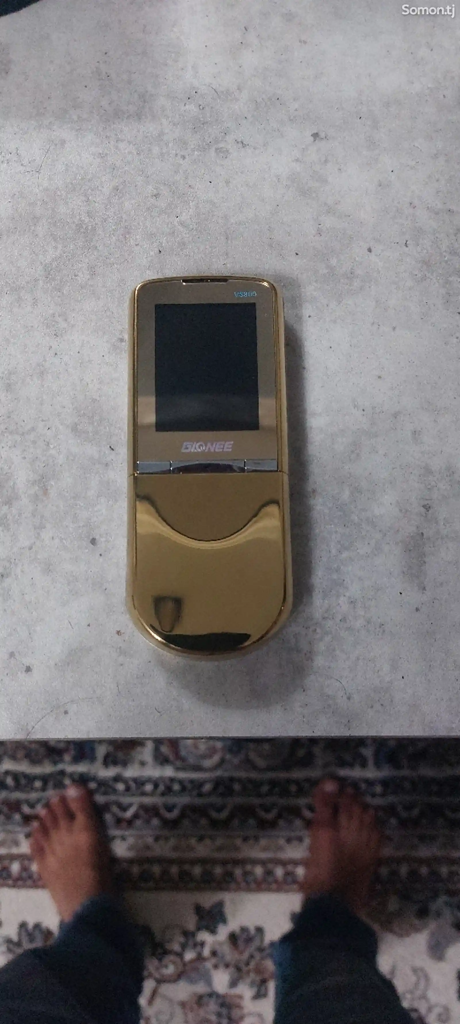 Телефон Nokia-4