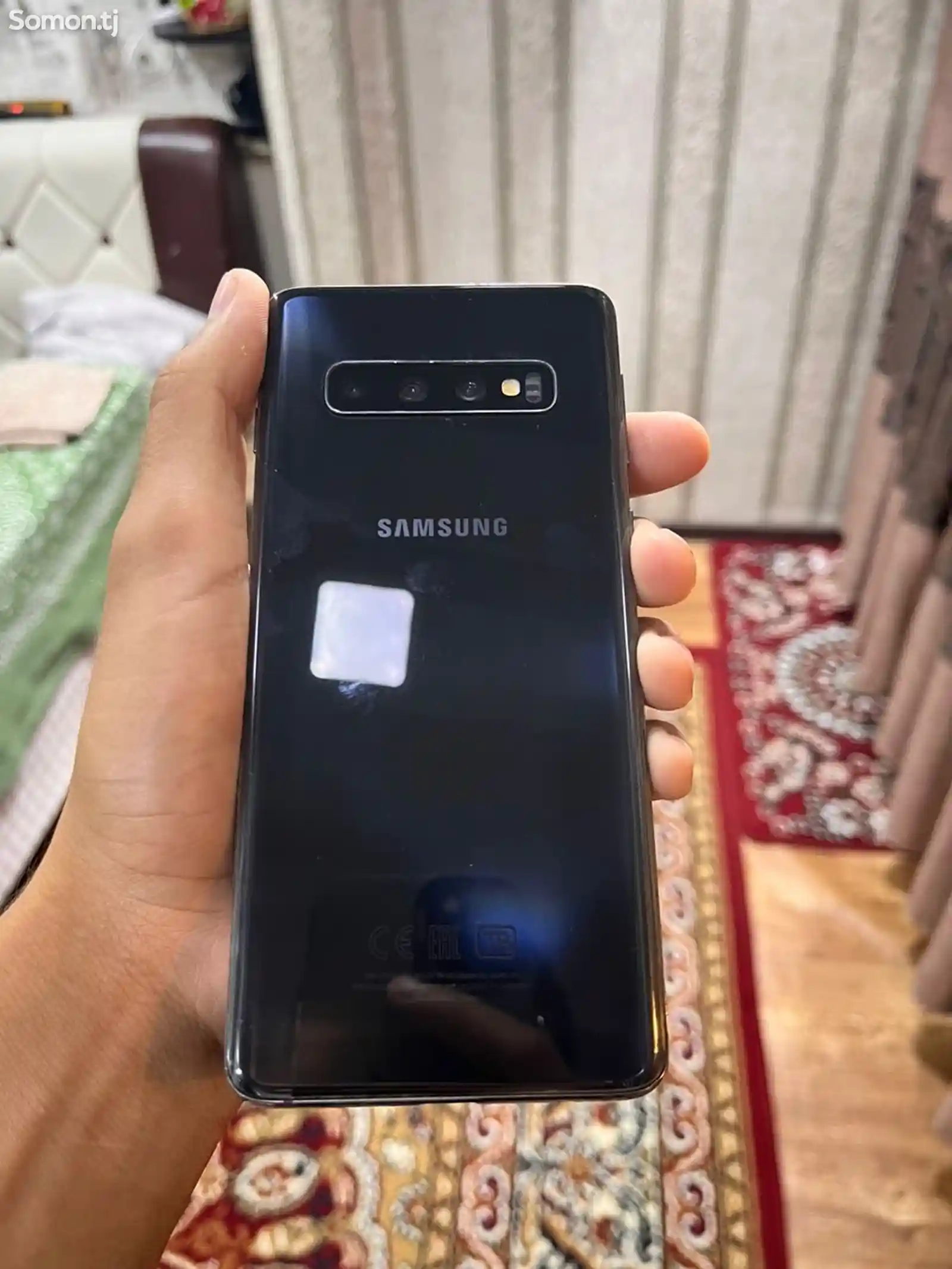 Samsung Galaxy S10-1